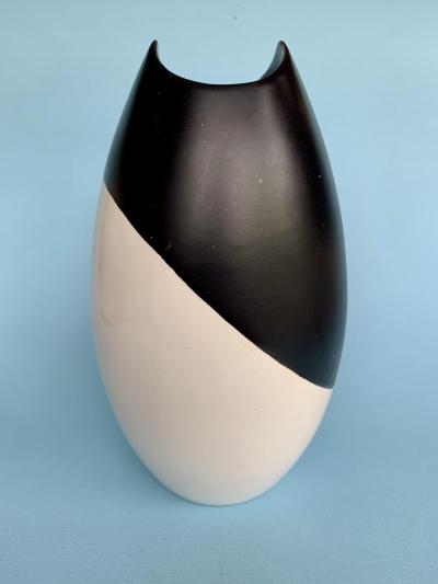 Regina Gouda, vaas model 1304C in decor Pinguin